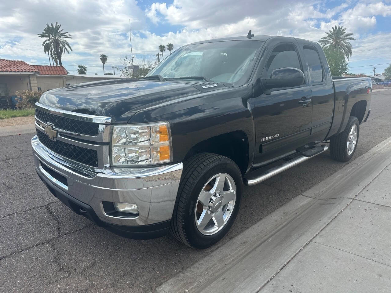 Used 2011 Chevrolet Silverado 2500 LTZ w/ LTZ Plus Package