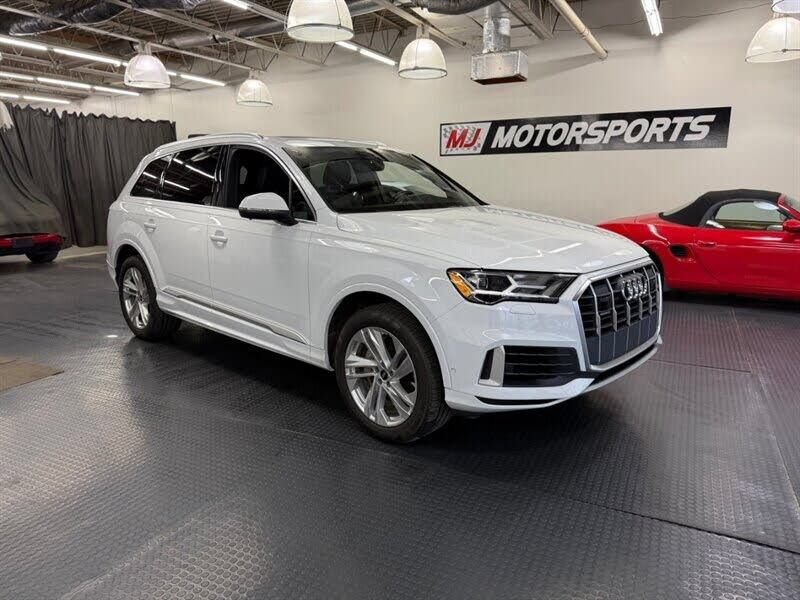 Used 2021 Audi Q7 3.0T Premium Plus w/ Executive Package AWD/4WD image 14