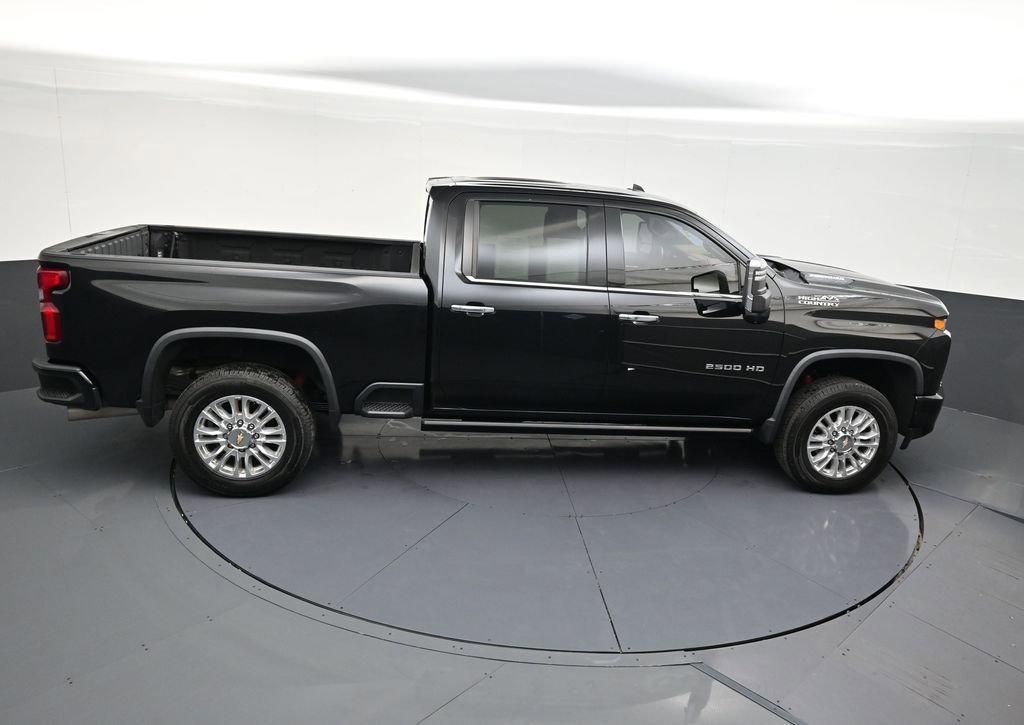Used 2022 Chevrolet Silverado 2500 High Country w/ Z71 Off-Road Package image 17