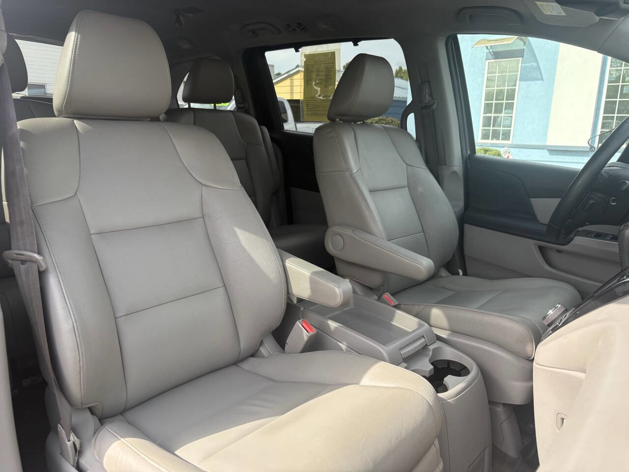 Used 2015 Honda Odyssey Touring image 19