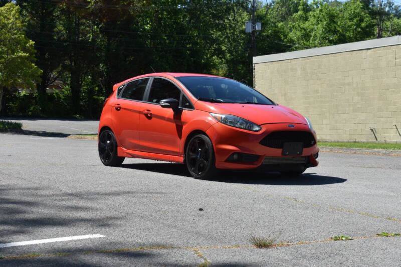 Used 2015 Ford Fiesta ST w/ ST Recaro Package FWD image 9