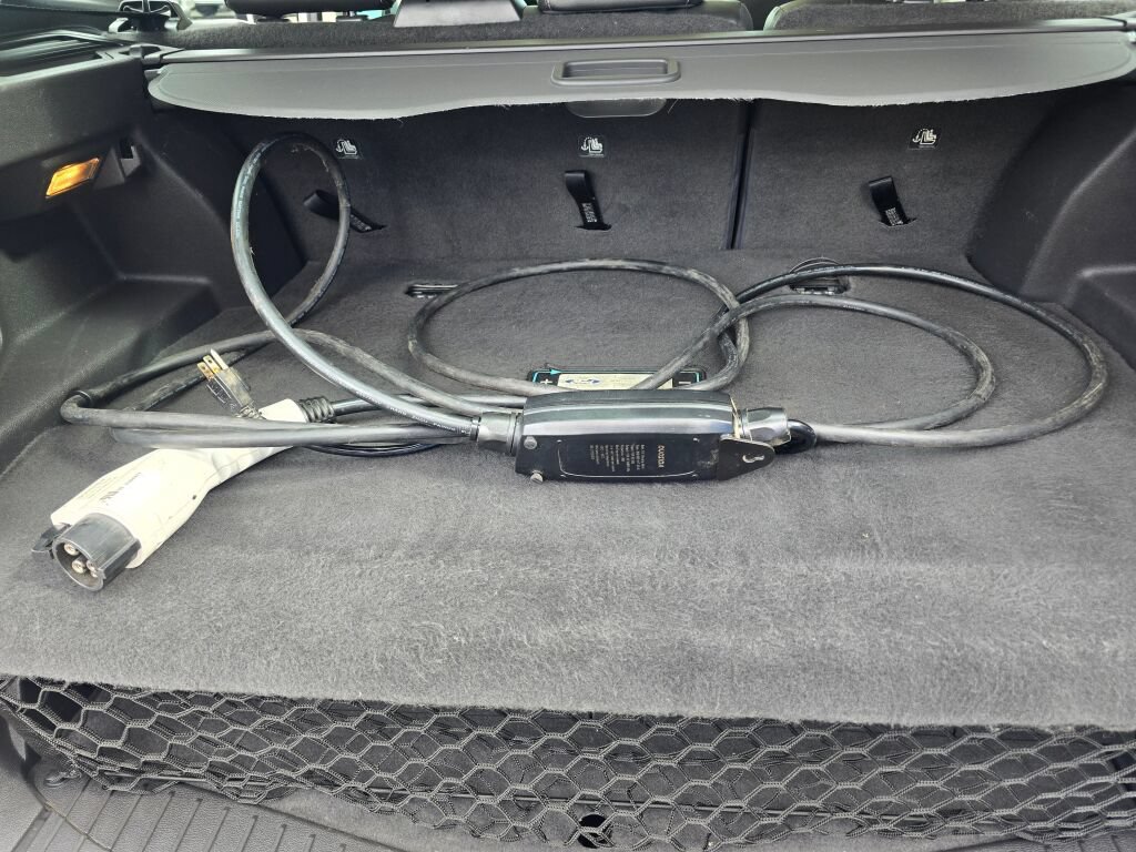 Used 2013 Ford C-MAX Energi SEL FWD image 18