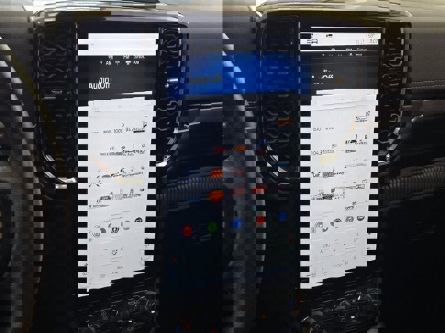 Used 2024 Ford Ranger Lariat w/ Trailer Tow Package image 26