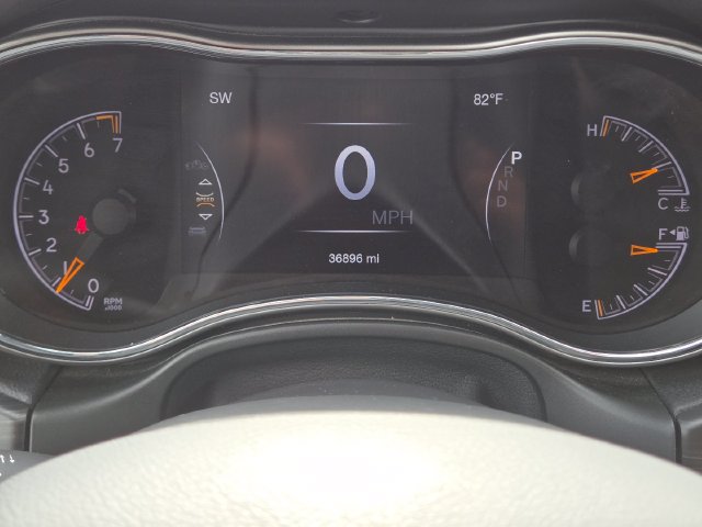 Used 2022 Jeep Grand Cherokee Laredo X AWD/4WD image 27