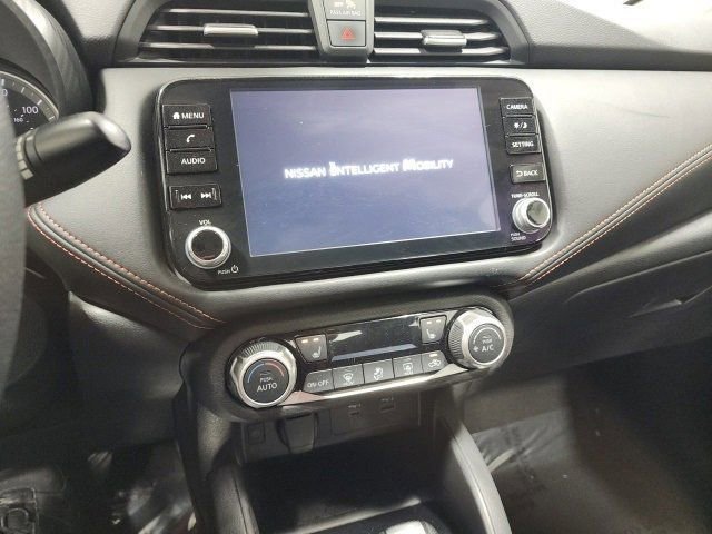 Used 2024 Nissan Versa SR image 29