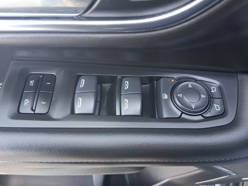 Used 2024 Chevrolet Suburban LT AWD/4WD image 22