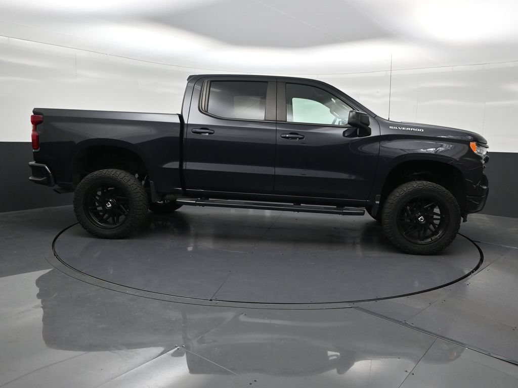 Used 2024 Chevrolet Silverado 1500 RST RWD image 7
