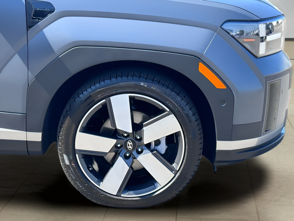 Used 2025 Hyundai Santa Fe Limited AWD/4WD image 48
