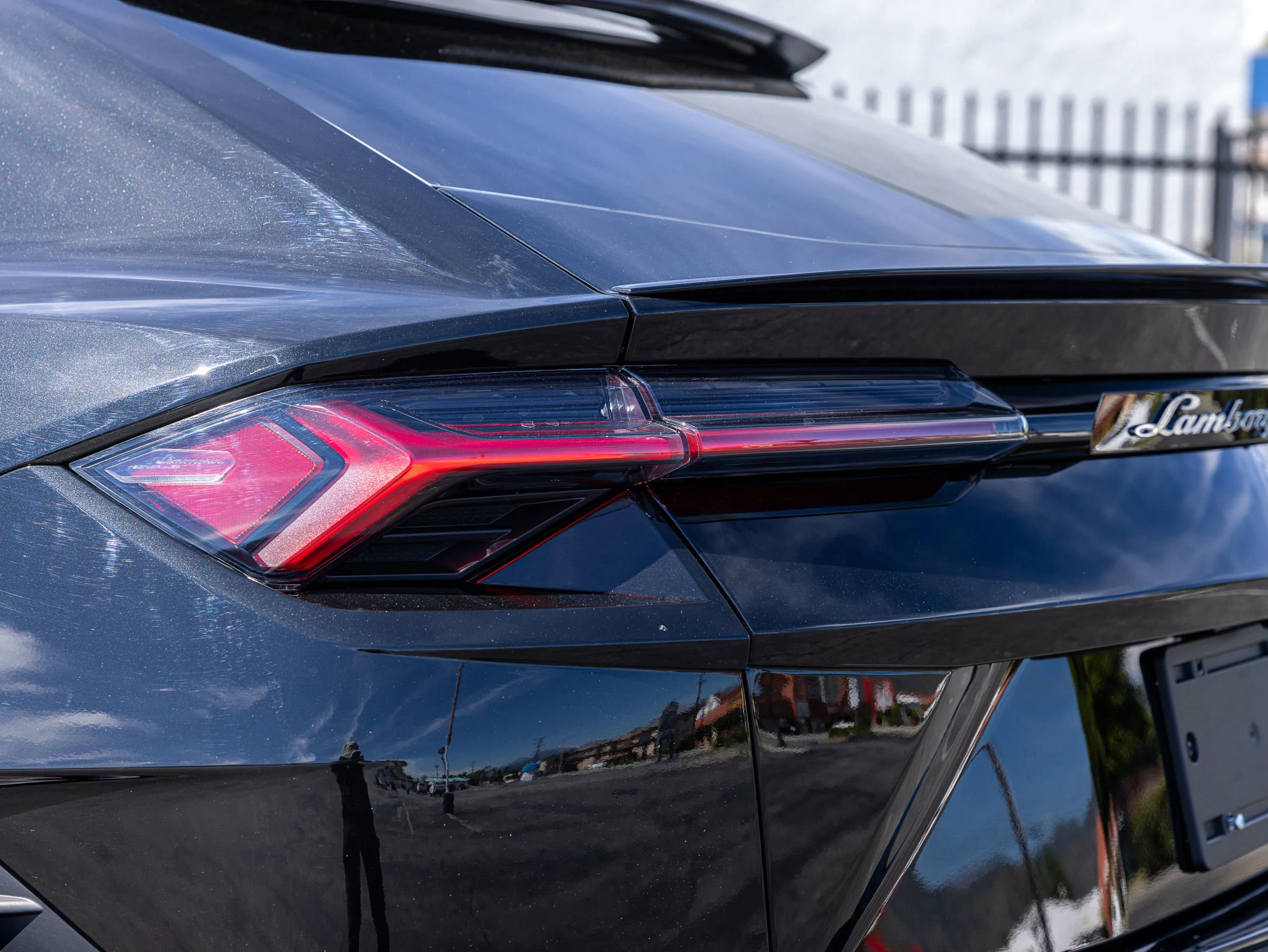 Used 2024 Lamborghini Urus S image 5