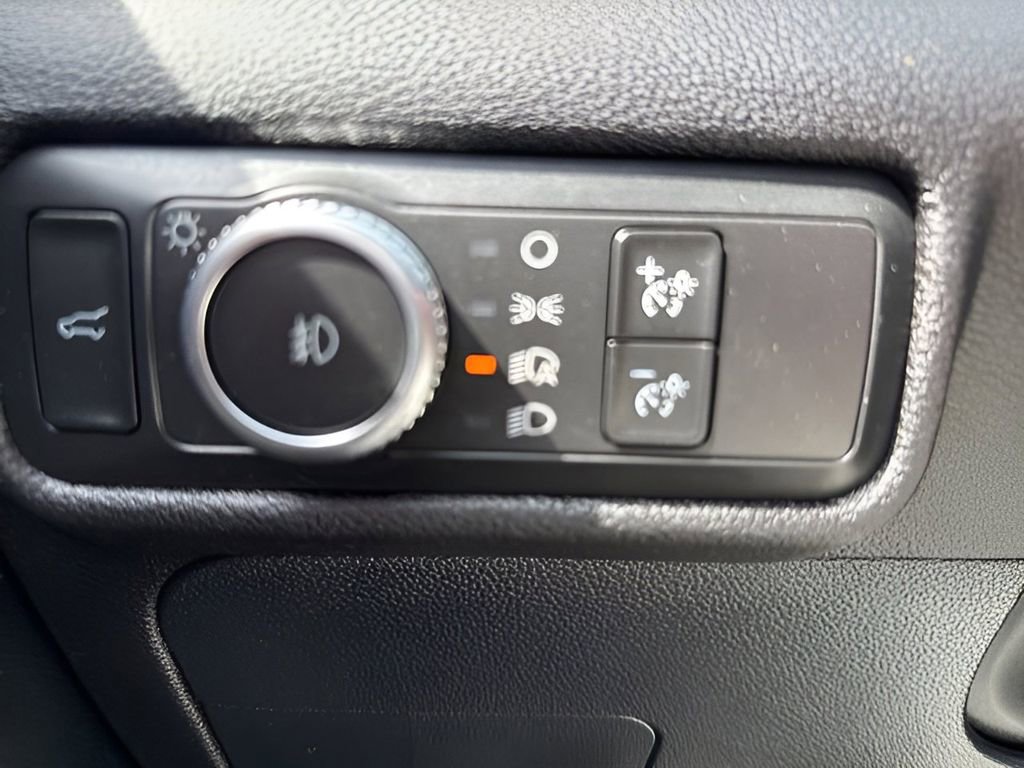 Used 2022 Ford Explorer ST w/ Equipment Group 401A AWD/4WD image 21