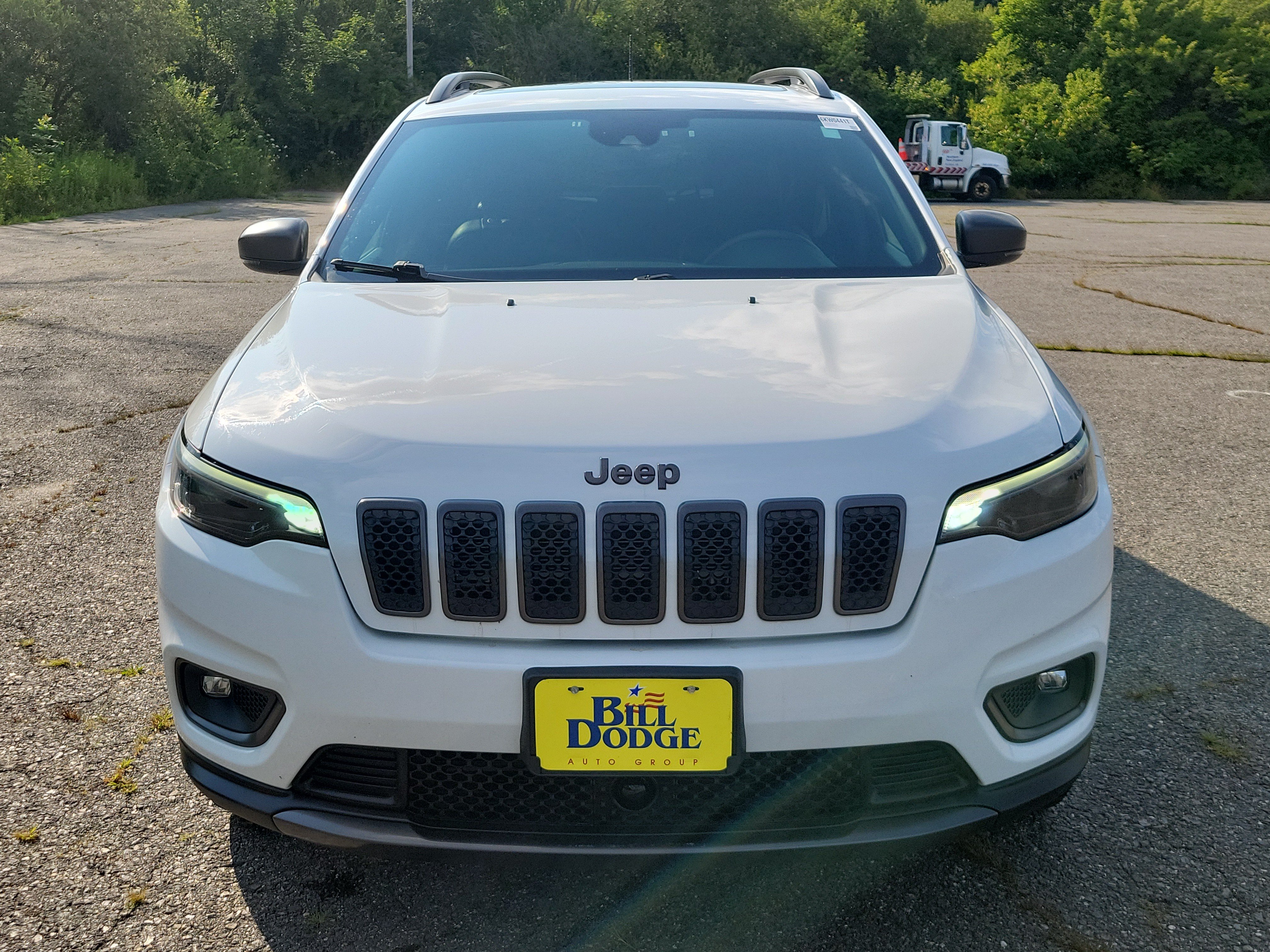 Used 2021 Jeep Cherokee Latitude Lux 80th Anniv w/ Quick Order Package 26U 80TH AWD/4WD image 2