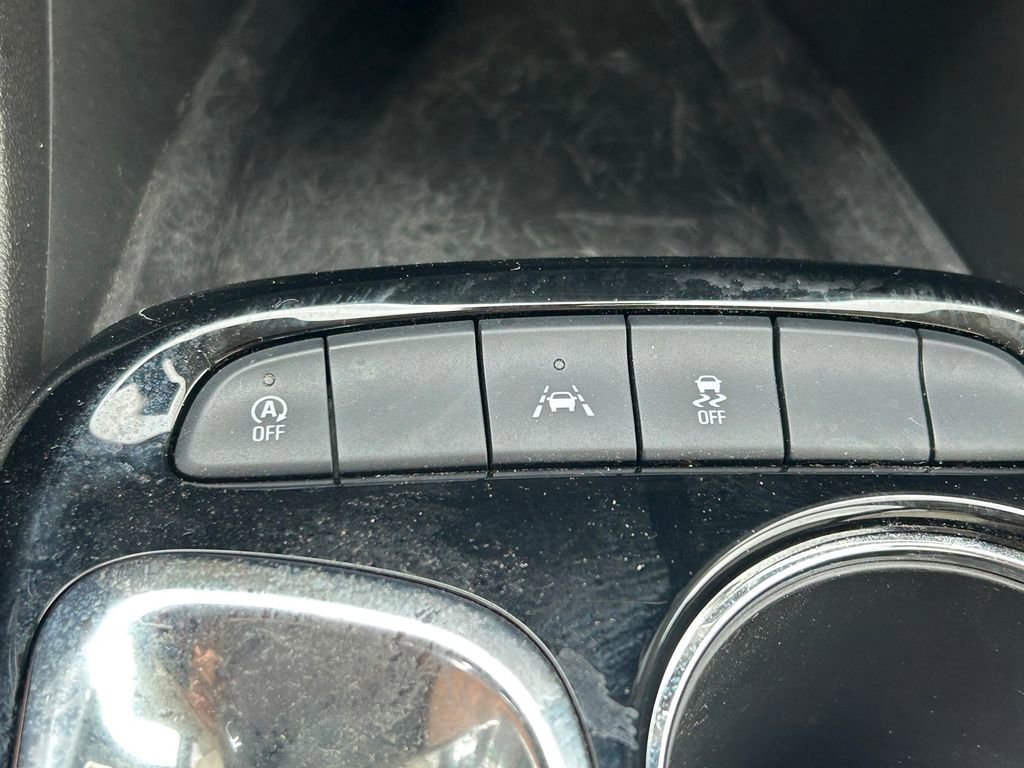 Used 2024 Buick Encore GX Preferred image 25