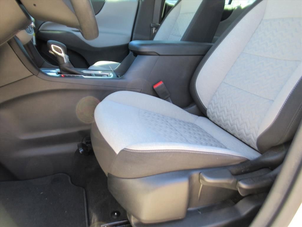 Used 2024 Chevrolet Equinox LS w/ Driver Confidence II Package image 15