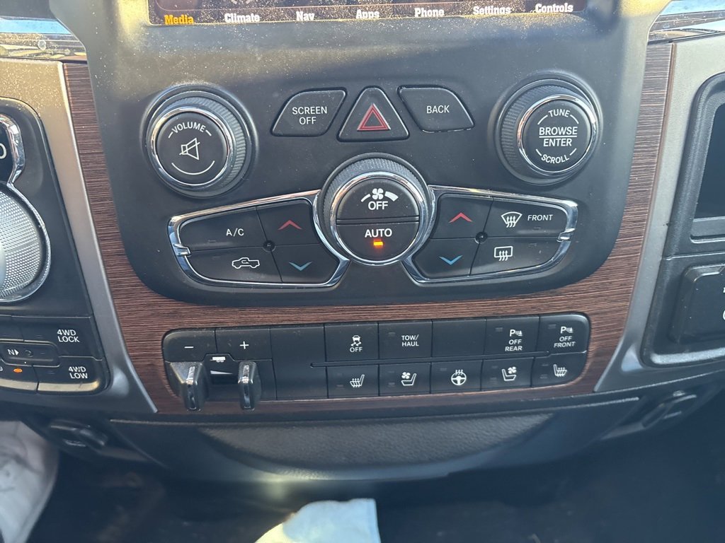 Used 2018 RAM 1500 Laramie w/ Convenience Group image 9
