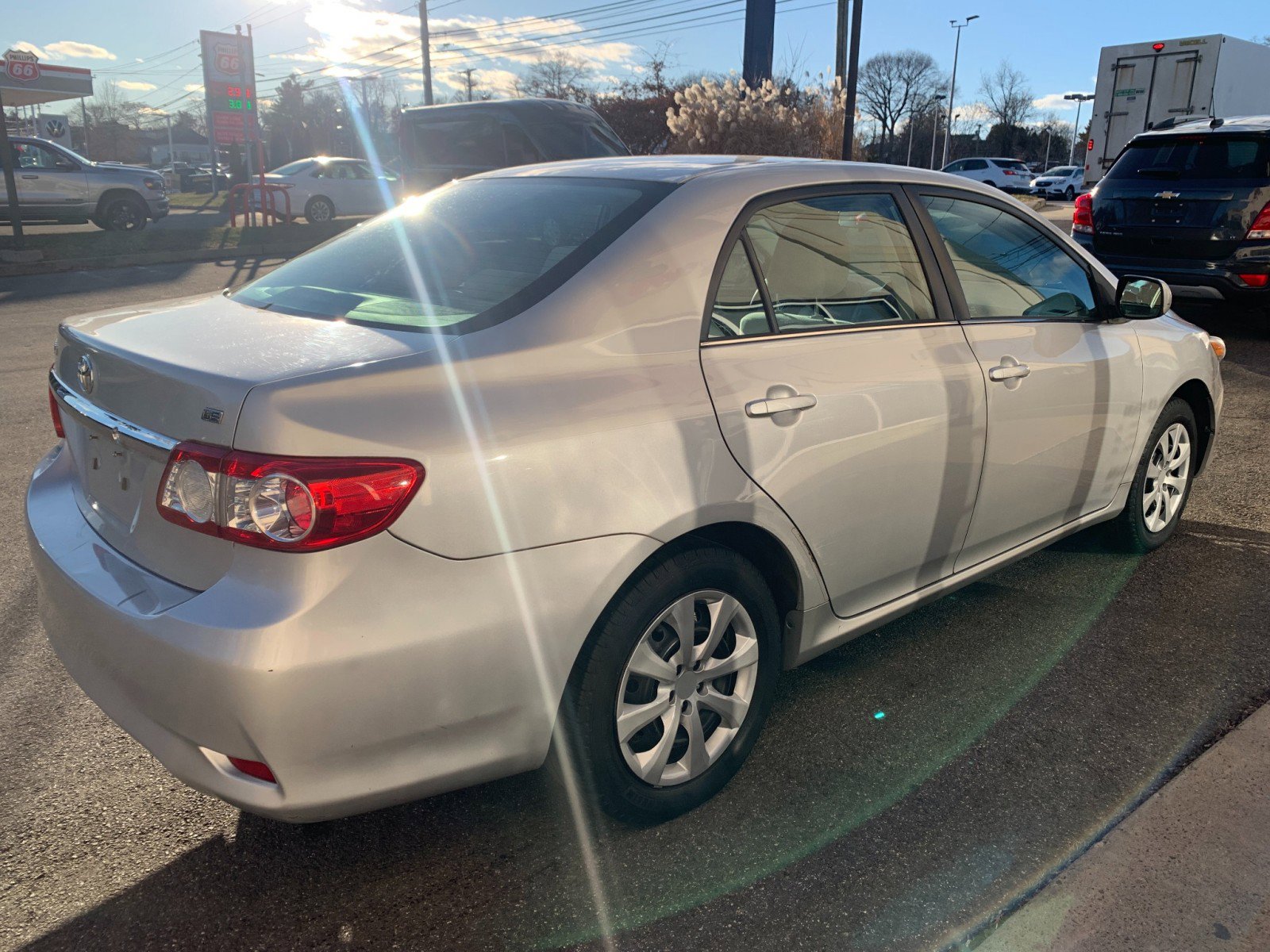 Used 2013 Toyota Corolla LE image 7