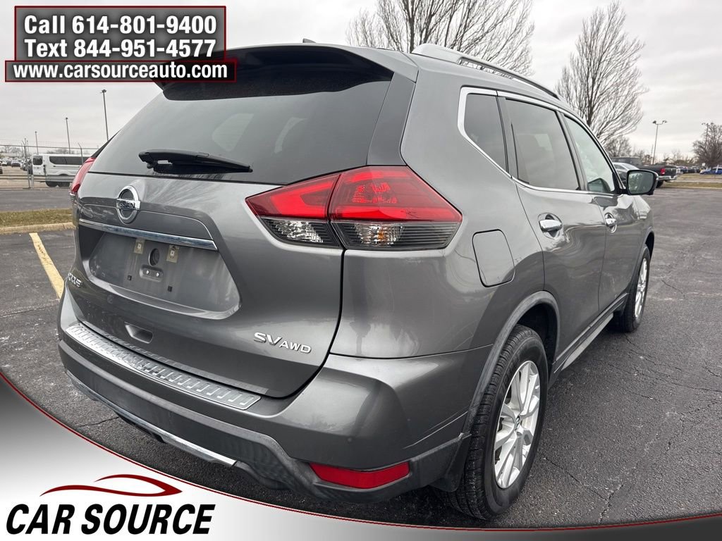 Used 2018 Nissan Rogue SV w/ Premium Package image 5
