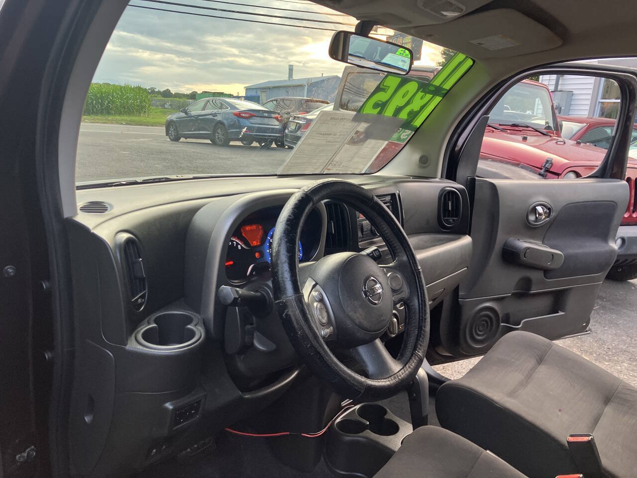 Used 2011 Nissan Cube 1.8 S w/ Interior Designer Pkg FWD image 37