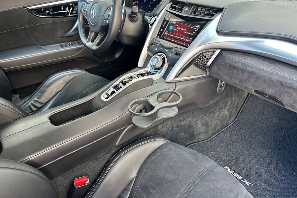 Used 2017 Acura NSX AWD/4WD image 14