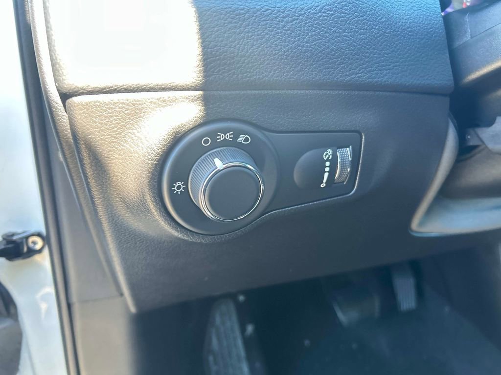 Certified 2020 Jeep Compass Sport w/ Cold Weather Group image 17