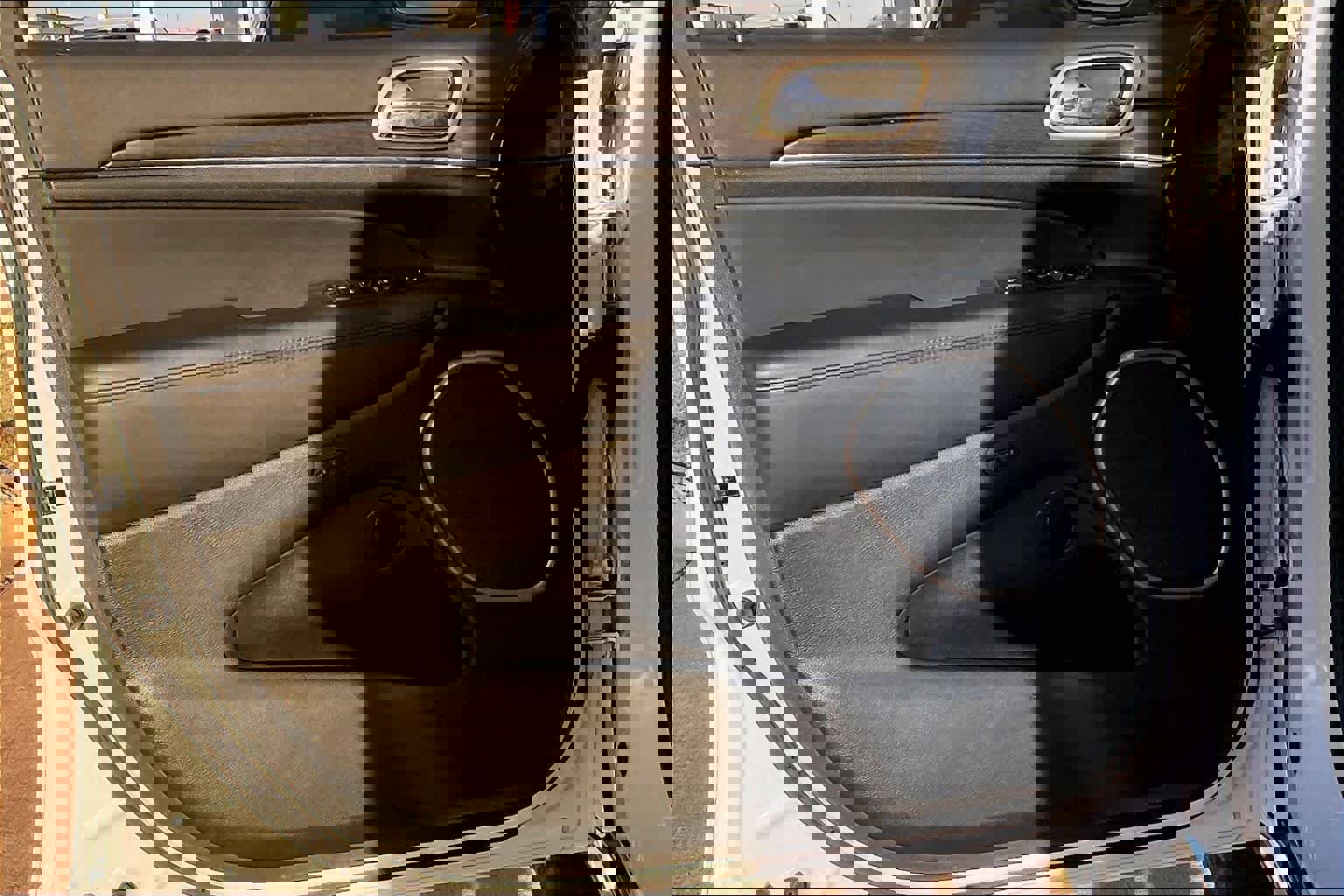 Used 2014 Jeep Grand Cherokee Summit image 20