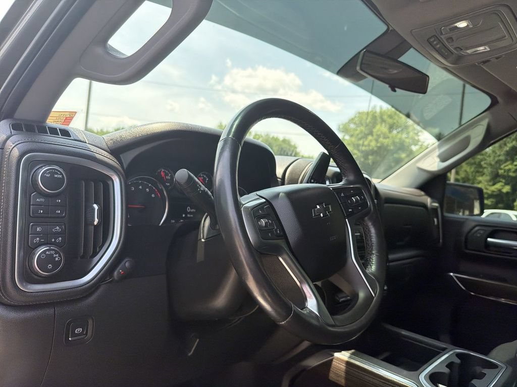 Used 2021 Chevrolet Silverado 1500 LT Trail Boss w/ Bed Protection Package AWD/4WD image 10