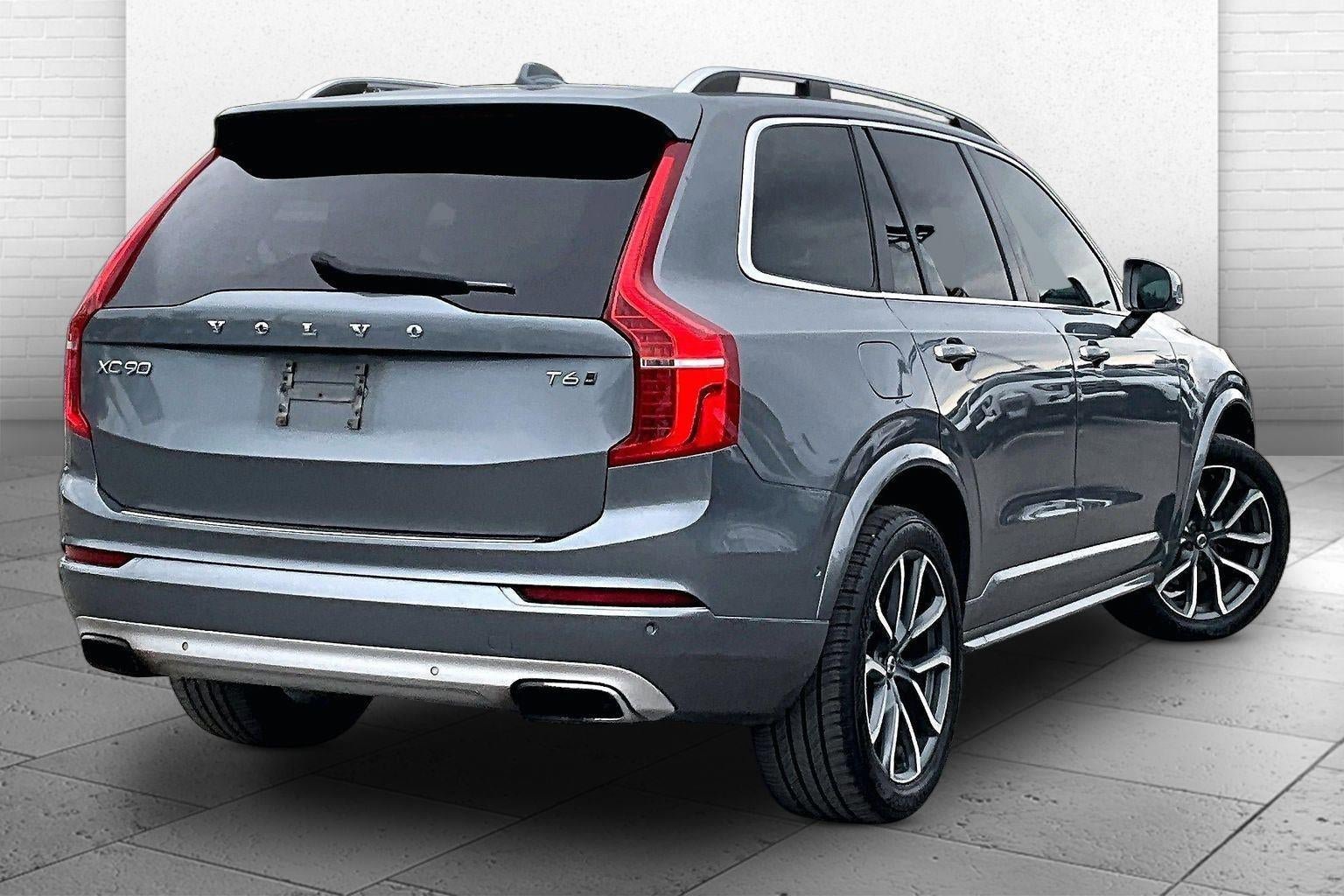 Used 2016 Volvo XC90 T6 Momentum w/ Momentum Plus Package AWD/4WD image 11