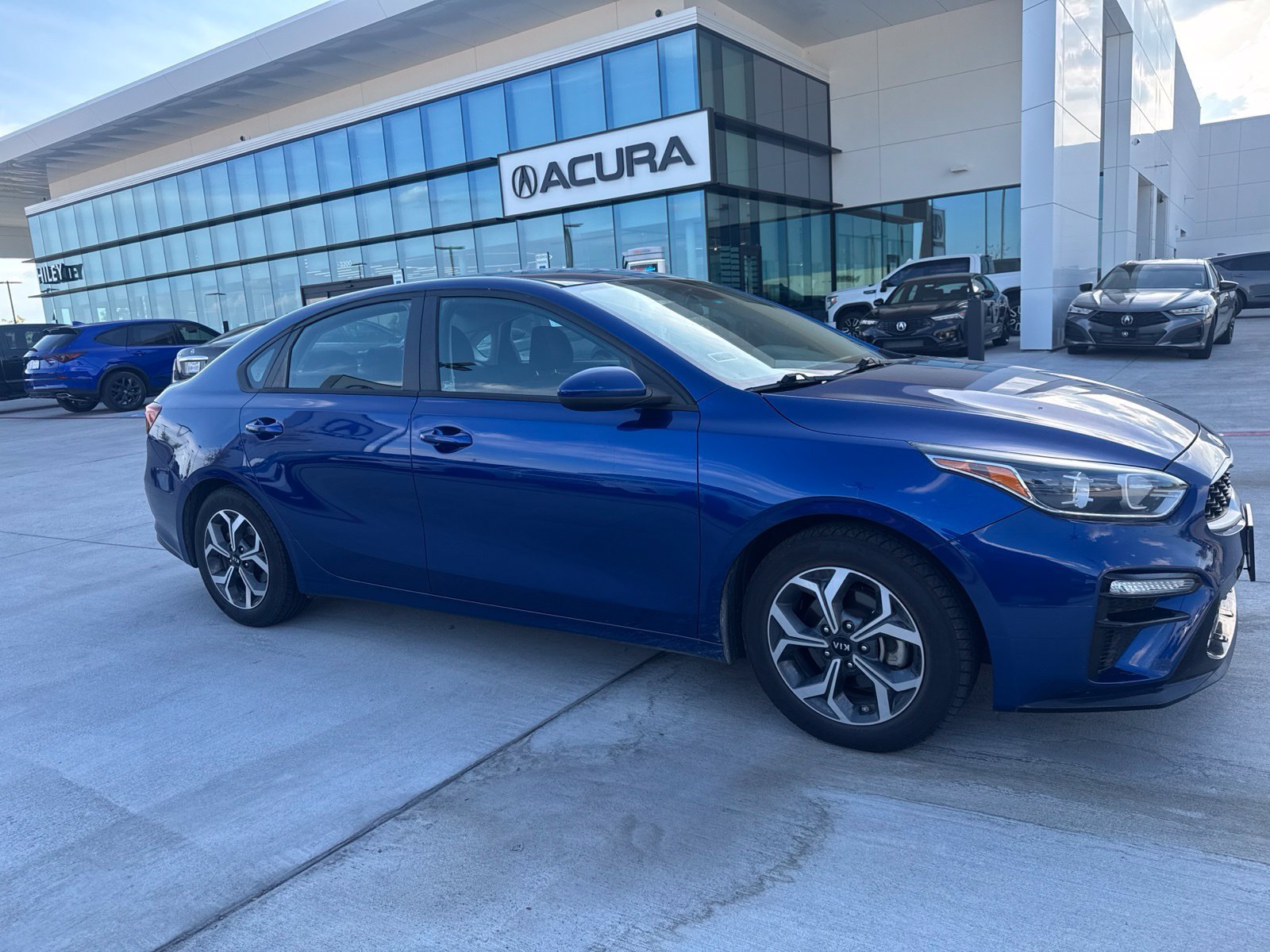 Used 2020 Kia Forte LXS FWD image 1