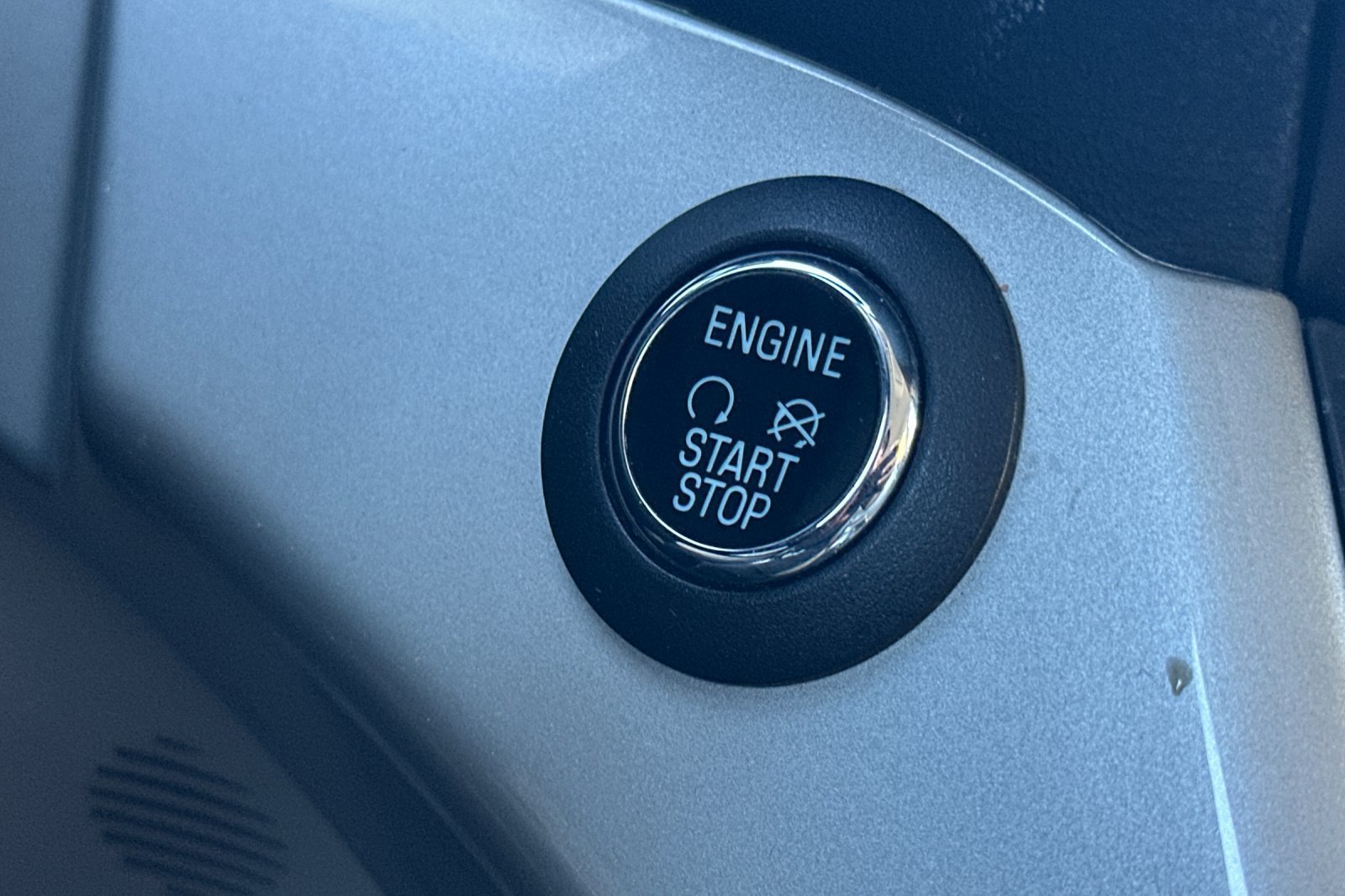 Used 2014 Ford C-MAX SEL w/ Equipment Group 302A FWD image 22