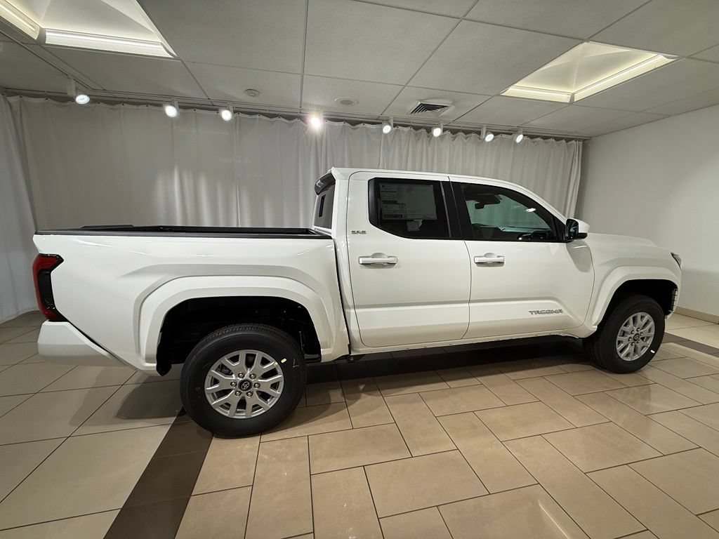 New 2026 Toyota Tacoma SR5 AWD/4WD image 6