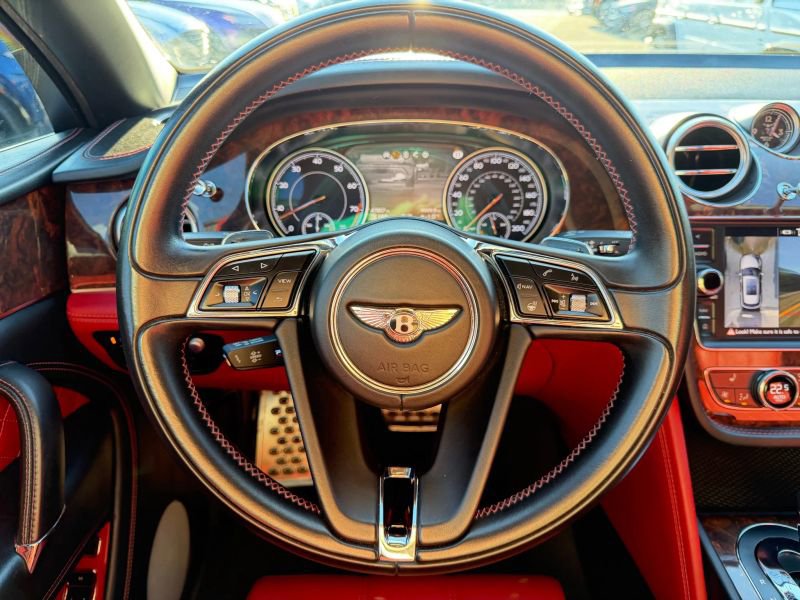 Used 2019 Bentley Bentayga AWD/4WD image 21