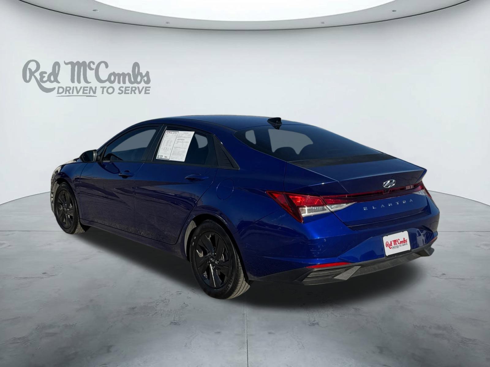 Used 2022 Hyundai Elantra SEL image 3