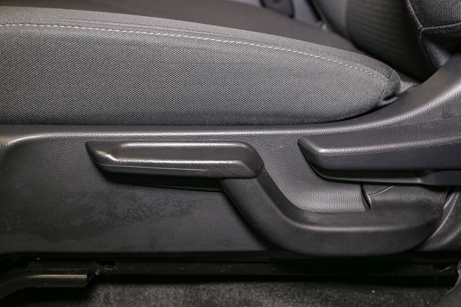 Used 2022 Honda HR-V EX image 43