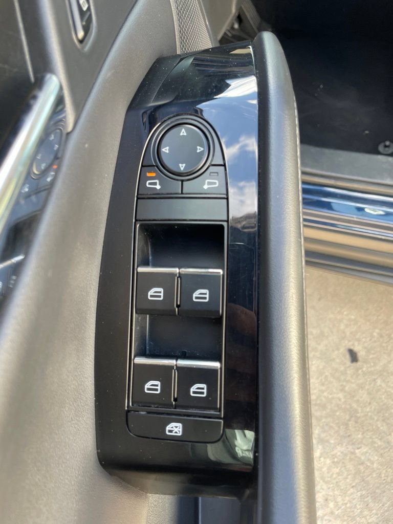 Used 2025 MAZDA CX-30 AWD 2.5 S w/ Preferred Package image 16