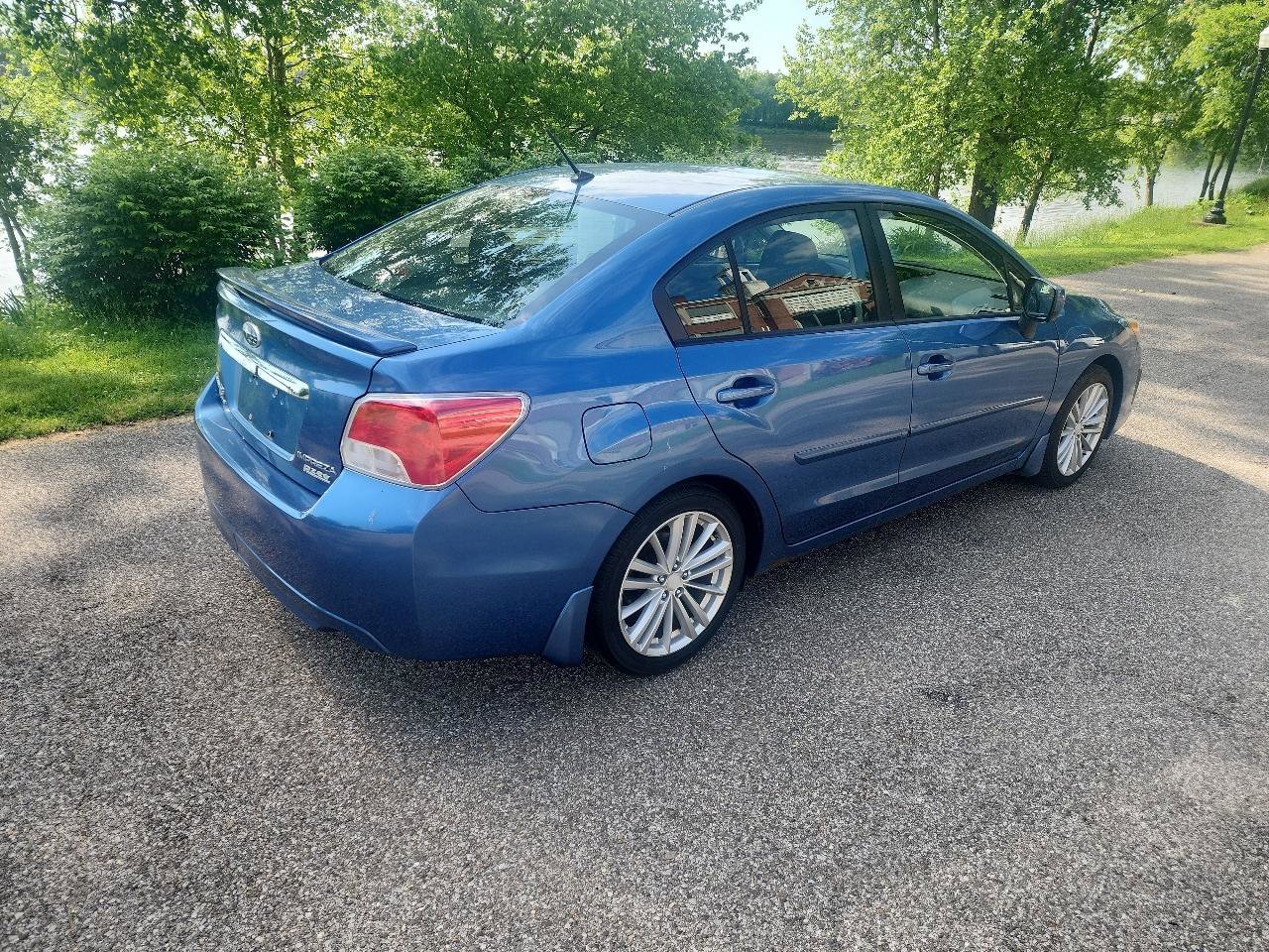 Used 2014 Subaru Impreza 2.0i Premium AWD/4WD image 5