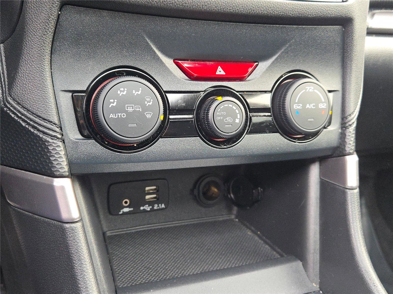 Used 2023 Subaru Forester Premium image 34