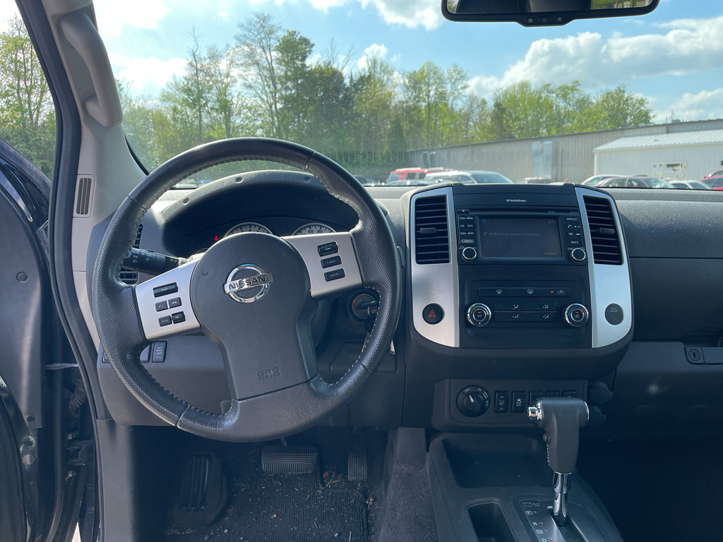 Used 2014 Nissan Xterra PRO-4X w/ Pro-4x Leather Package AWD/4WD image 10