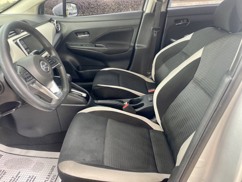 Used 2022 Nissan Versa SV w/ Electronics Package image 9