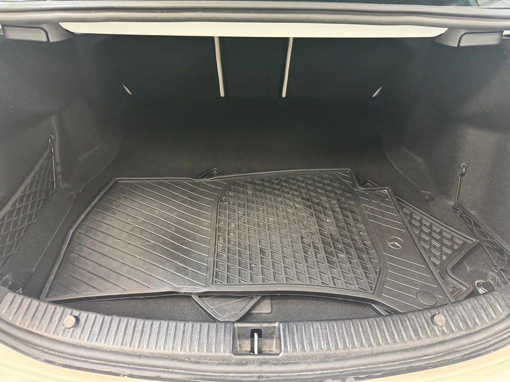 Used 2017 Mercedes-Benz C 300 4MATIC Sedan image 21