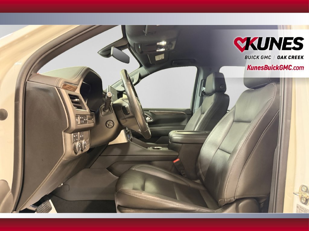 Used 2022 Chevrolet Suburban LT w/ Luxury Package AWD/4WD image 22