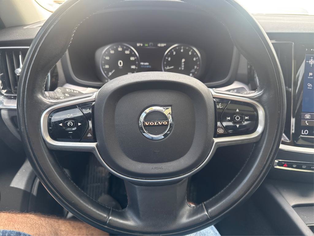 Used 2020 Volvo S60 T6 Momentum AWD/4WD image 16