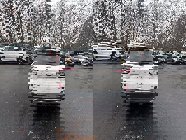 Used 2022 Ford Escape Titanium w/ Titanium Elite Package image 6