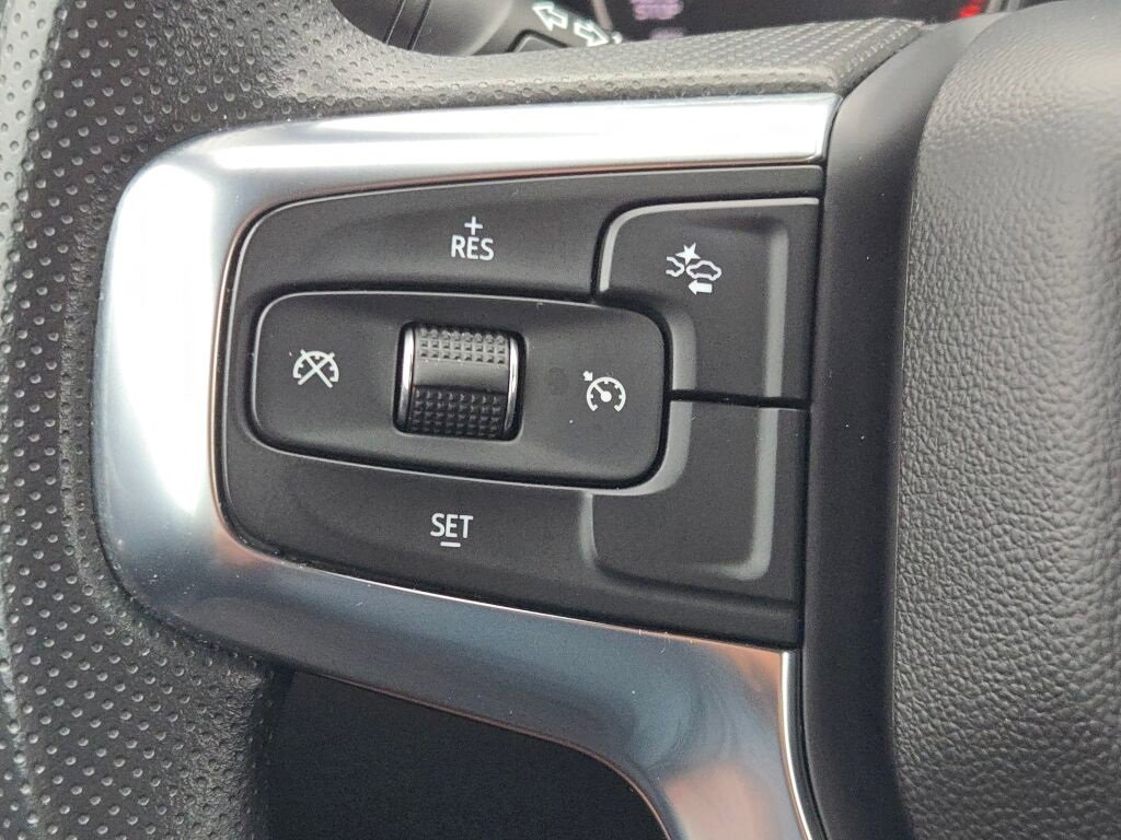 Used 2023 Chevrolet Blazer LT w/ Driver Confidence Package image 33