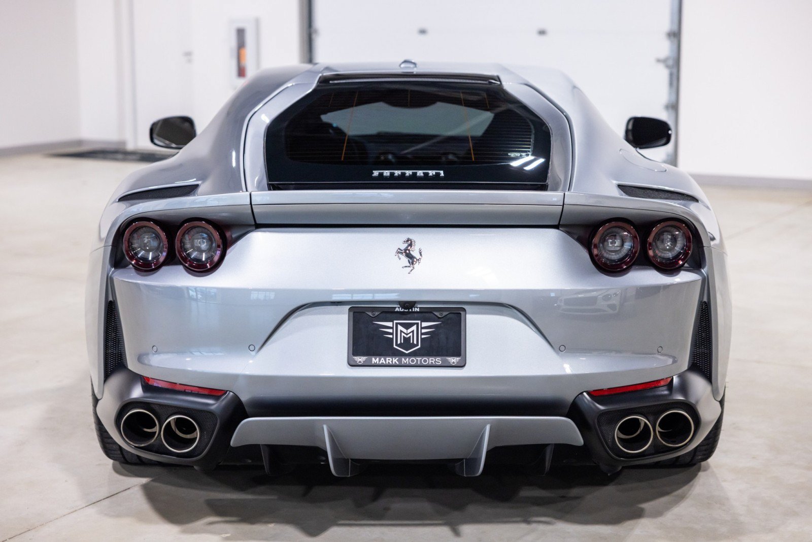 Used 2019 Ferrari 812 Superfast RWD image 8