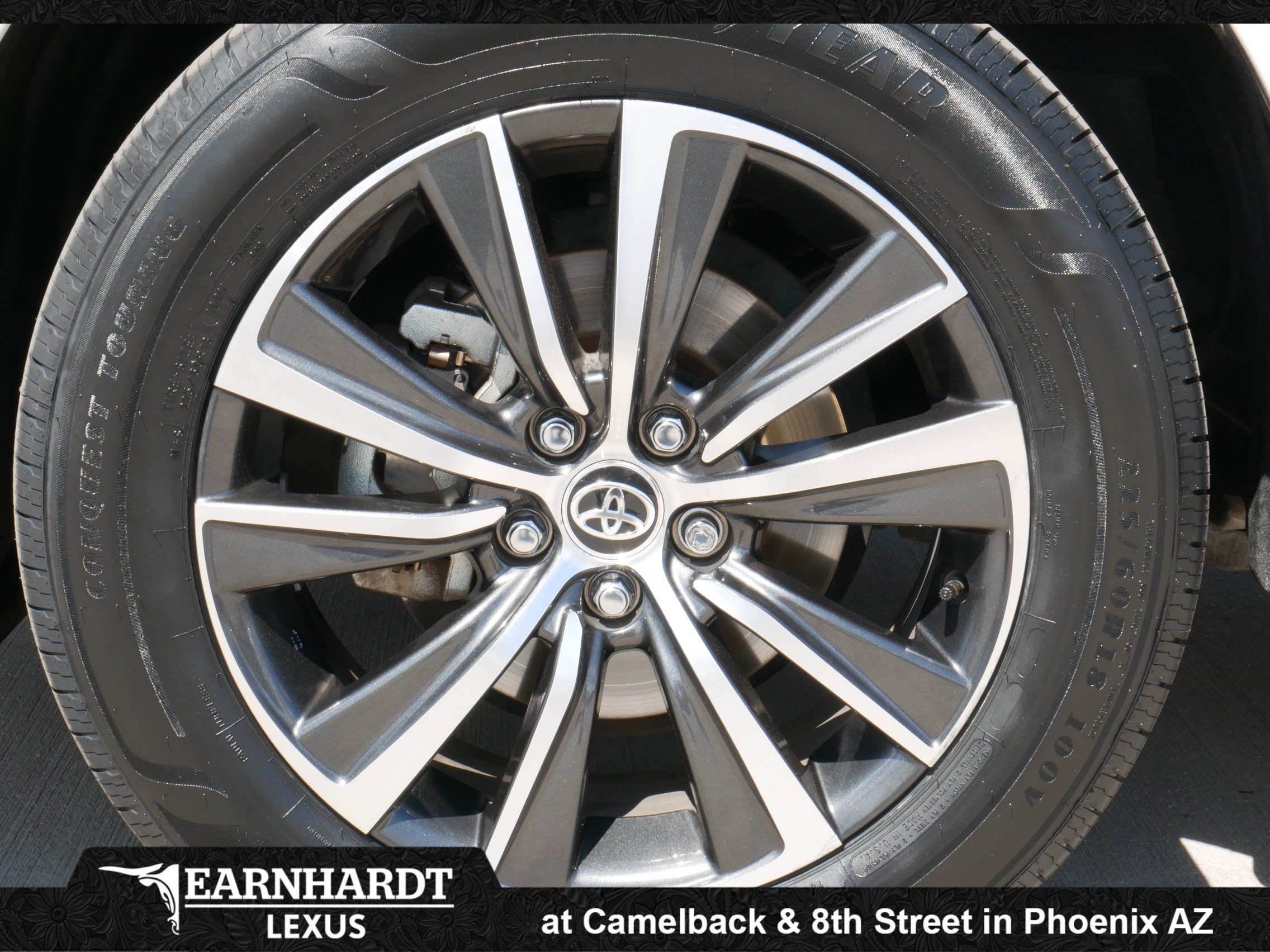 Used 2021 Toyota Venza LE w/ Carpet Mat Package (TMS) AWD/4WD image 19