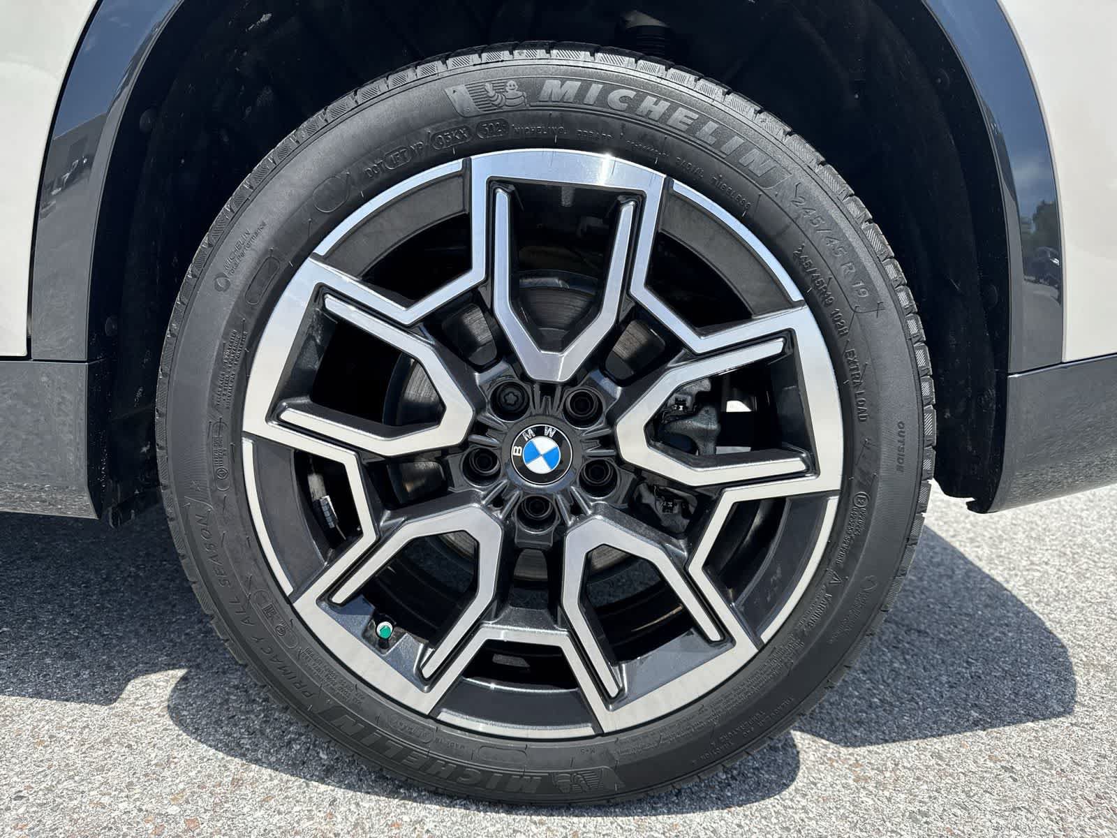 Used 2026 BMW X1 xDrive28i w/ Technology Package AWD/4WD image 12