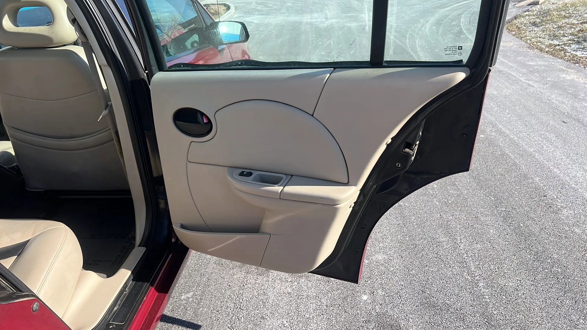 Used 2004 Saturn ION Level 3 image 13