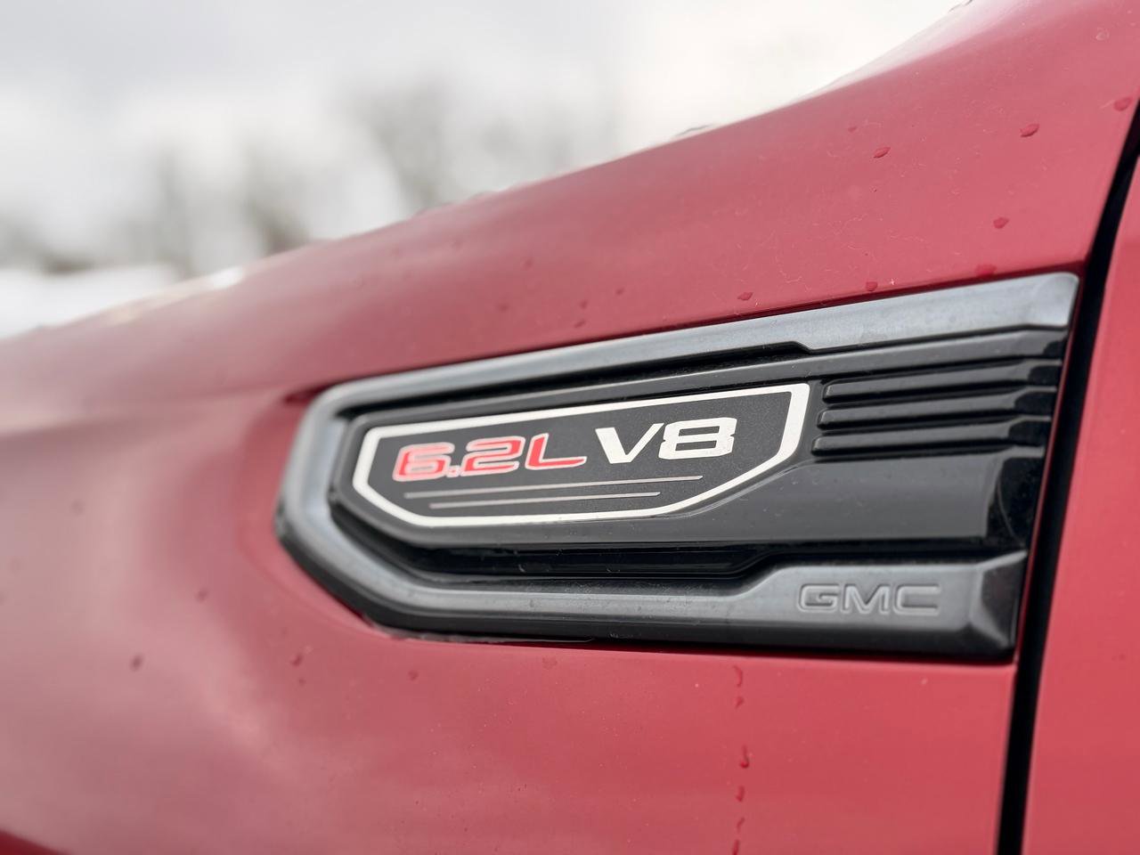 Used 2024 GMC Sierra 1500 AT4 w/ Technology Package AWD/4WD image 9