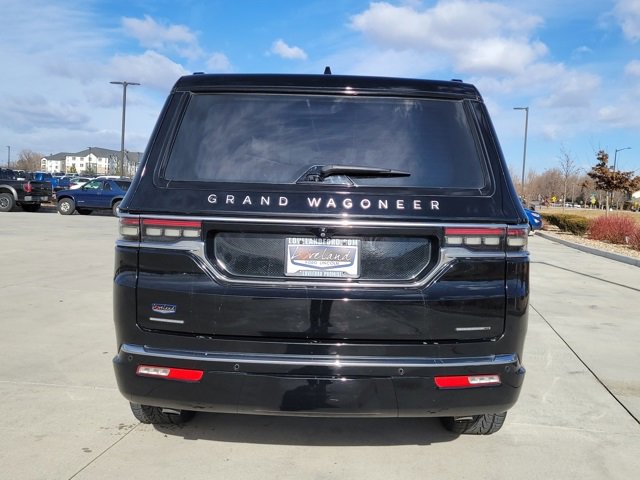 Used 2022 Jeep Grand Wagoneer Series III w/ Flexible Seating Group image 12