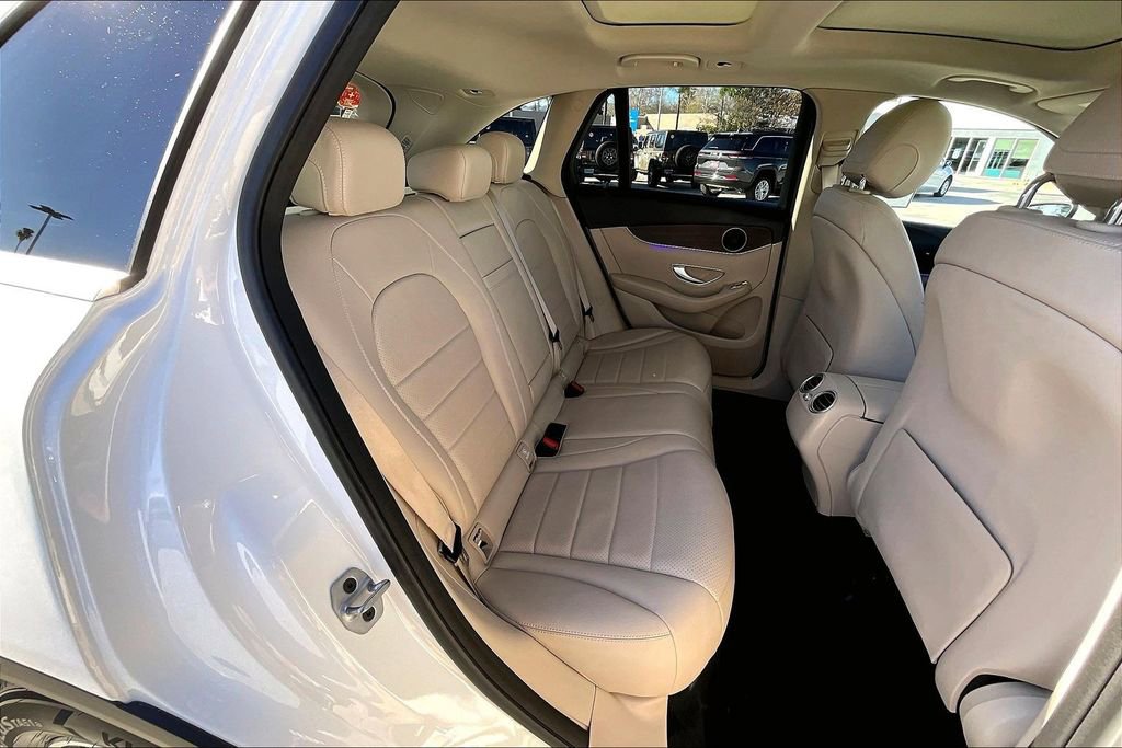 Used 2022 Mercedes-Benz GLC 300 4MATIC image 18