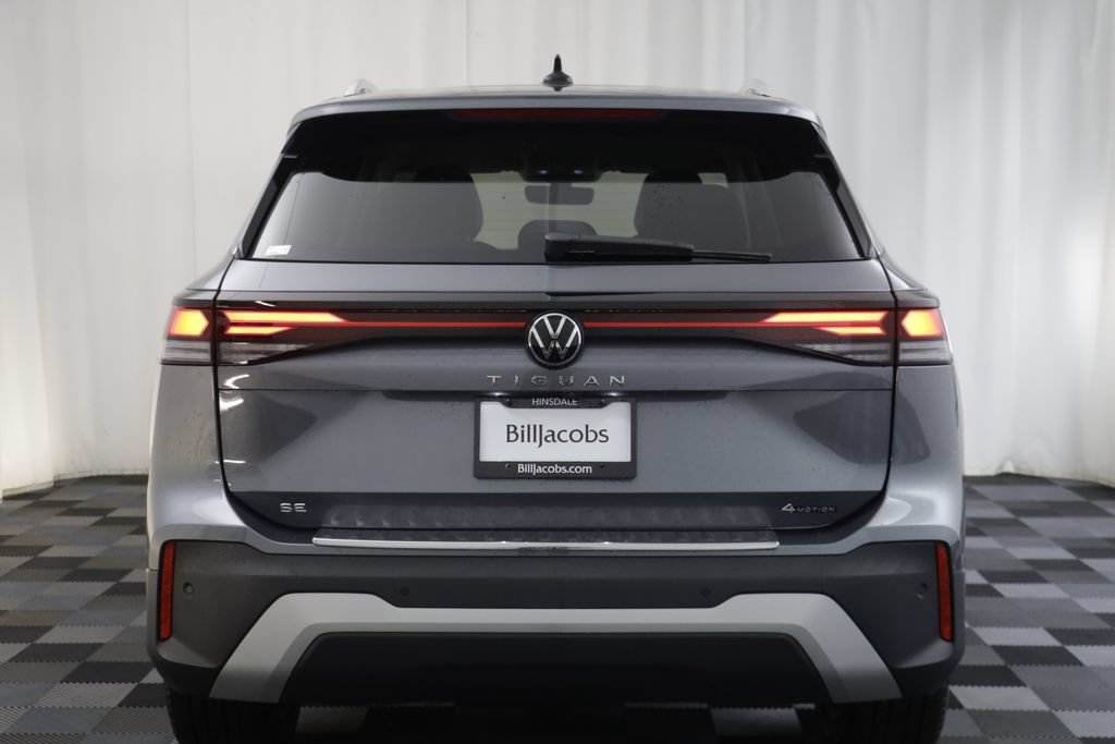 Used 2026 Volkswagen Tiguan SE AWD/4WD image 15